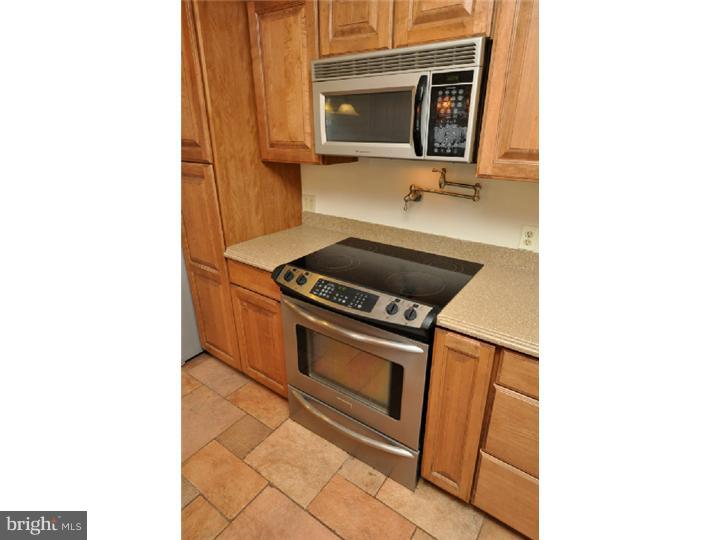 2705 Riverton Road Cinnaminson, NJ 08077 - Photo 10 of 20 Gallery Image 10