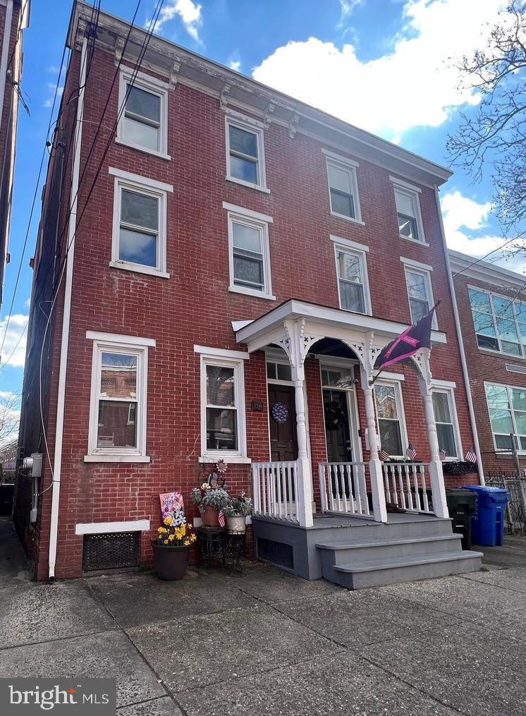 336 Barclay Street, Unit B Burlington, NJ 08016 - Photo 1 of 14
