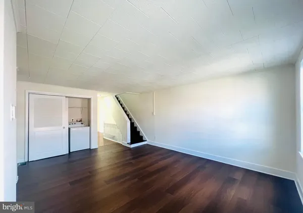 $1,900 | 336 Barclay Street, Unit B, Burlington, NJ 08016