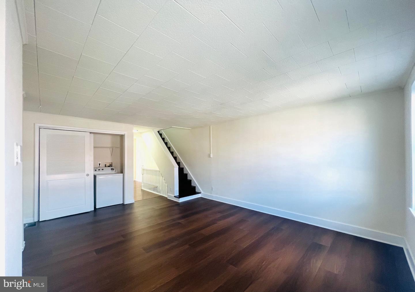 336 Barclay Street, Unit B Burlington, NJ 08016 - Photo 5 of 14