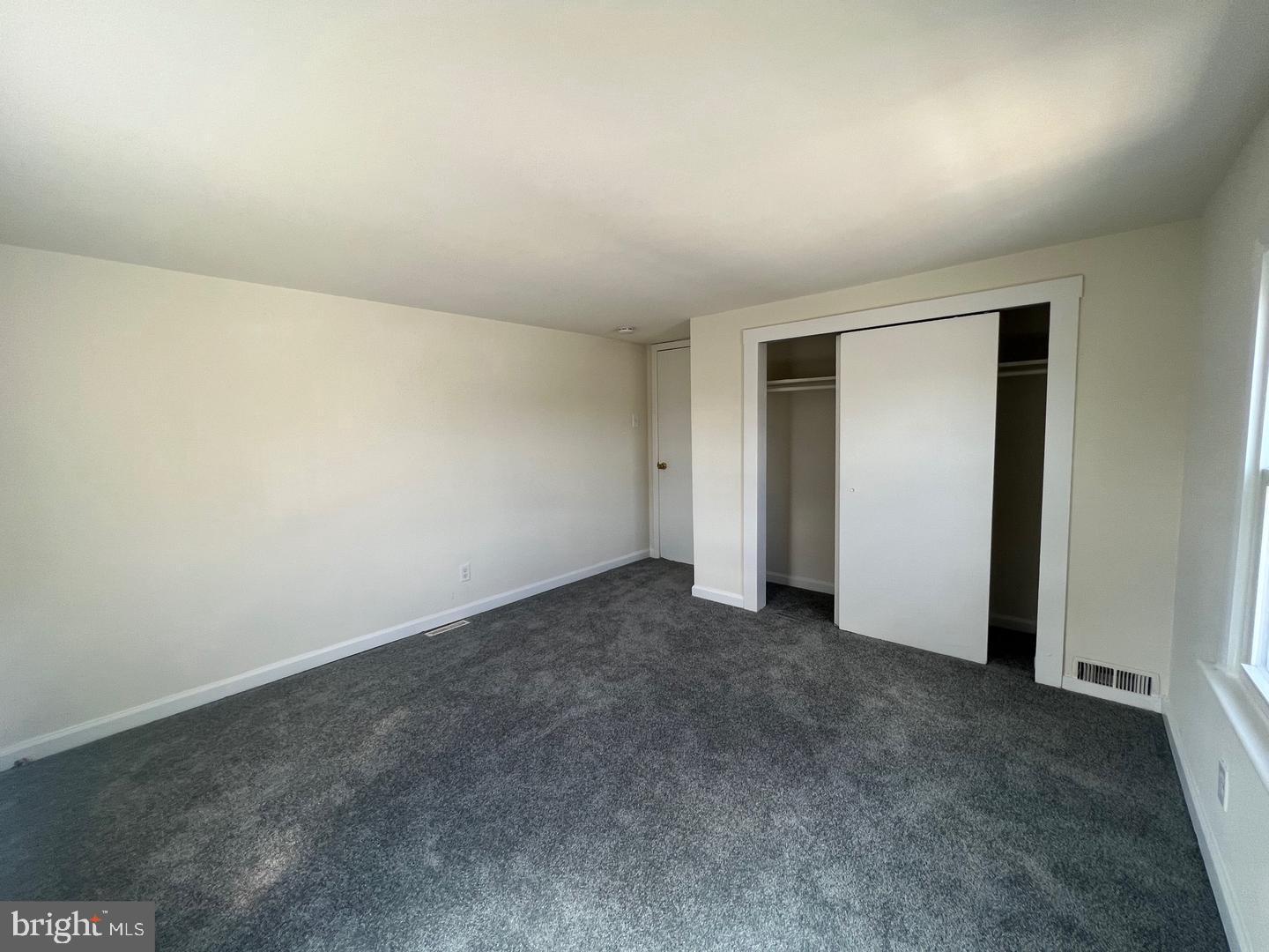 336 Barclay Street, Unit B Burlington, NJ 08016 - Photo 10 of 14