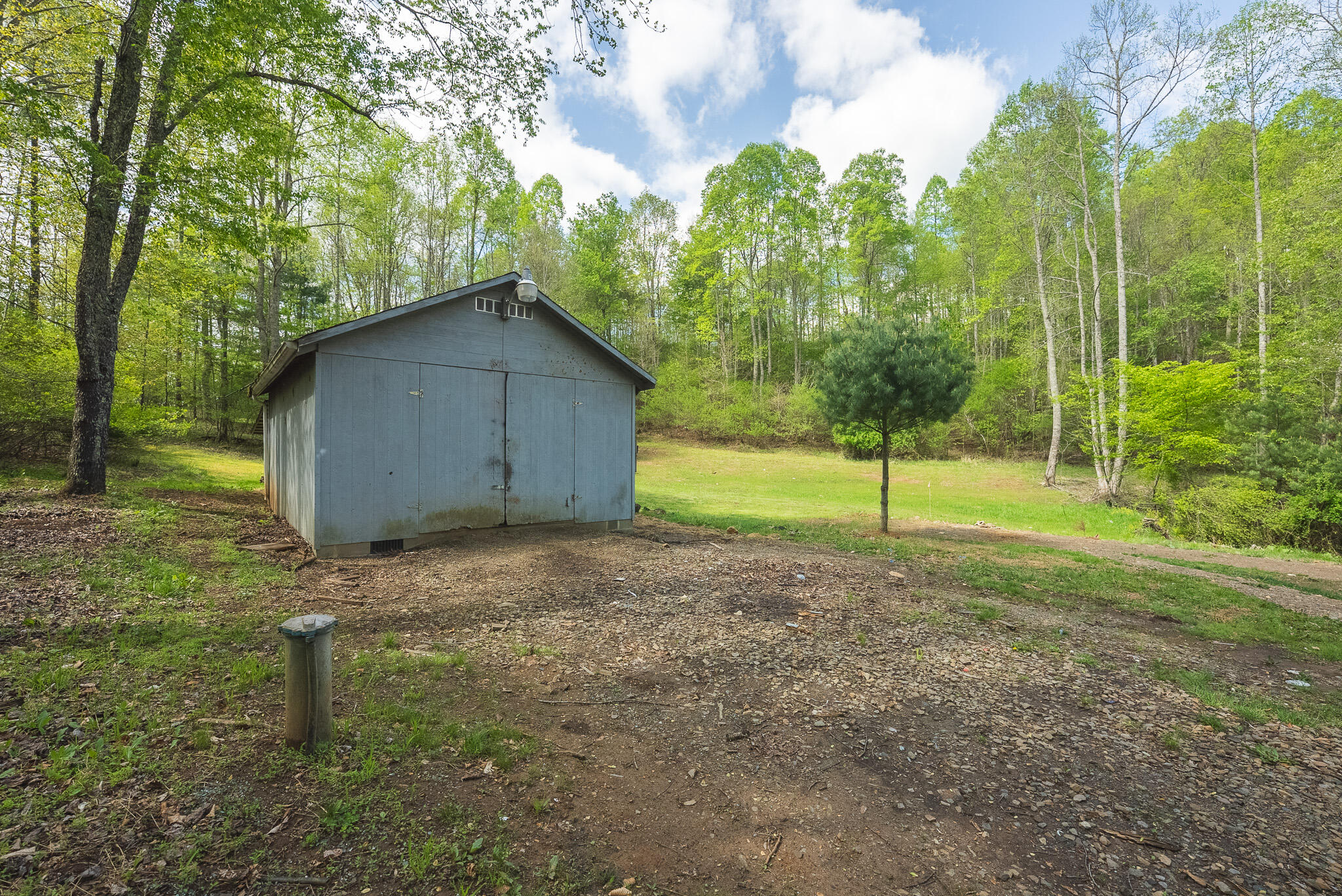 146 Duvall Road Willis, VA 24380 - Photo 24 of 62 DSC00815