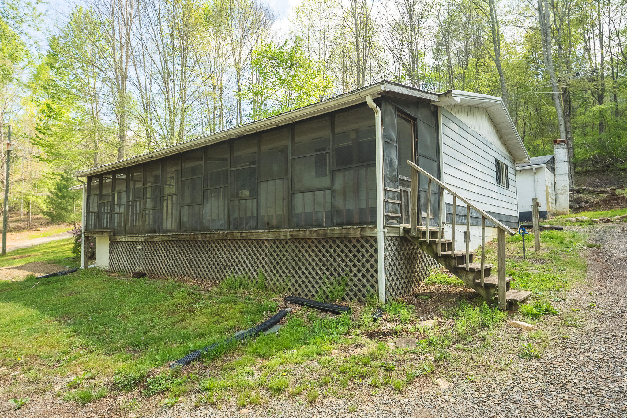 146 Duvall Road Willis, VA 24380 - Photo 29 of 62 DSC00821