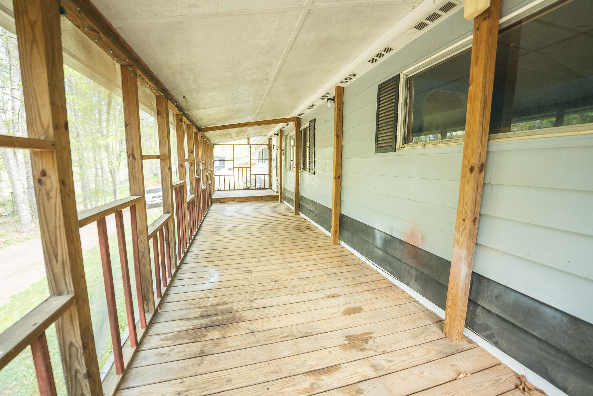 146 Duvall Road Willis, VA 24380 - Photo 54 of 62 DSC00861