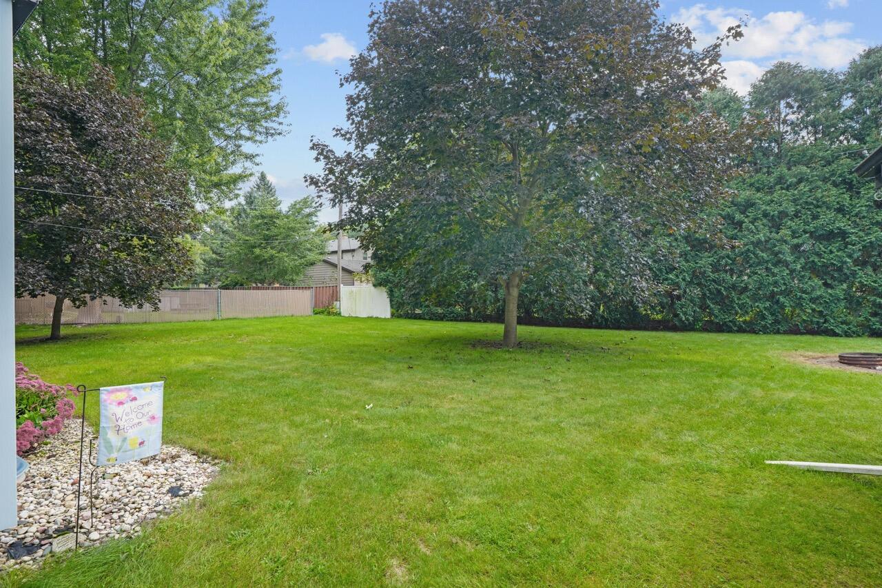 2735 Fox Grove Drive Rochester, WI 53185 - Photo 23 of 23 Rear Yard