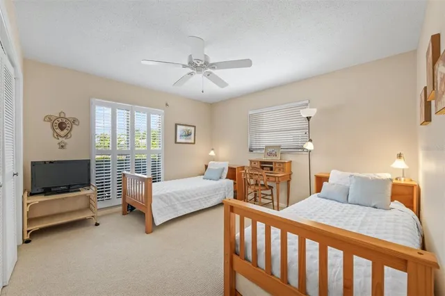 $10,000 | 614 Gladstone Lane, Holmes Beach, FL 34217