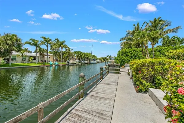 $7,000 | 614 Gladstone Lane, Holmes Beach, FL 34217