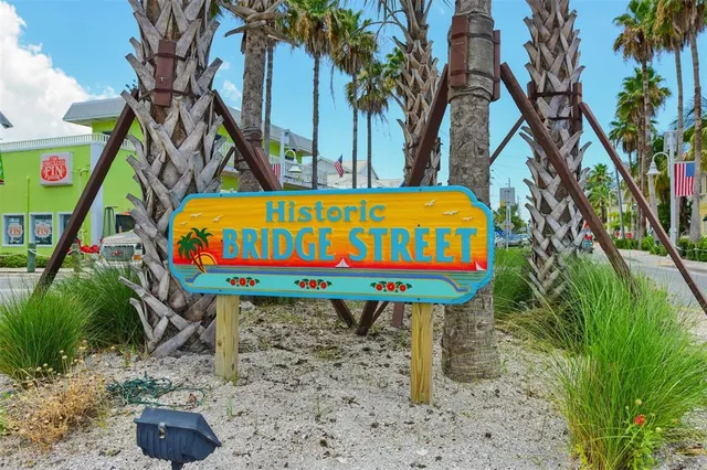 $10,000 | 614 Gladstone Lane, Holmes Beach, FL 34217