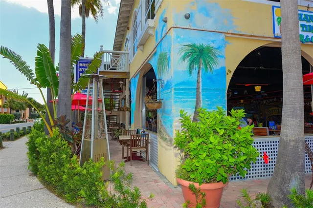 $10,000 | 614 Gladstone Lane, Holmes Beach, FL 34217