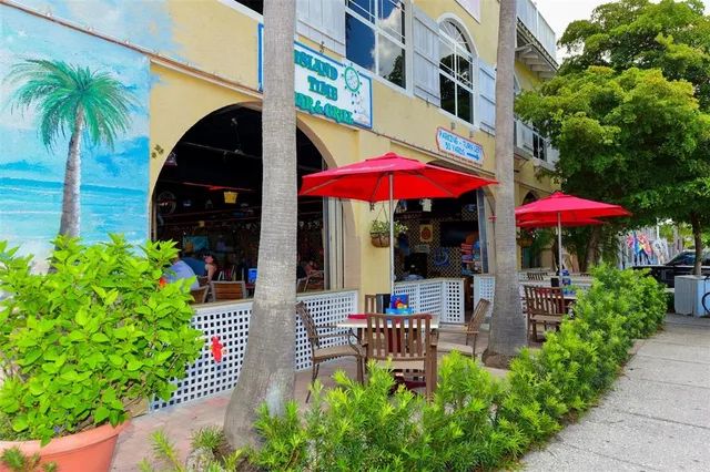 $10,000 | 614 Gladstone Lane, Holmes Beach, FL 34217