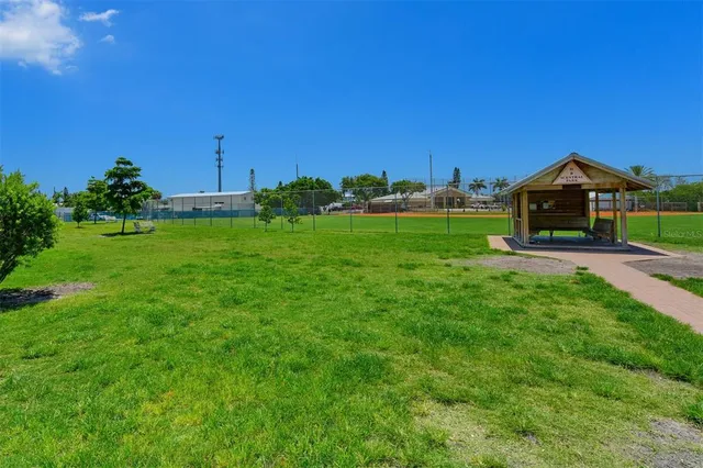 $10,000 | 614 Gladstone Lane, Holmes Beach, FL 34217