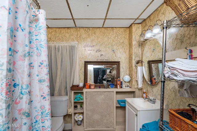 $134,900 | 1021 3rd Street, Rensselaer, NY 12144