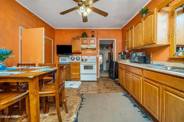 $134,900 | 1021 3rd Street, Rensselaer, NY 12144