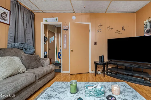 $134,900 | 1021 3rd Street, Rensselaer, NY 12144