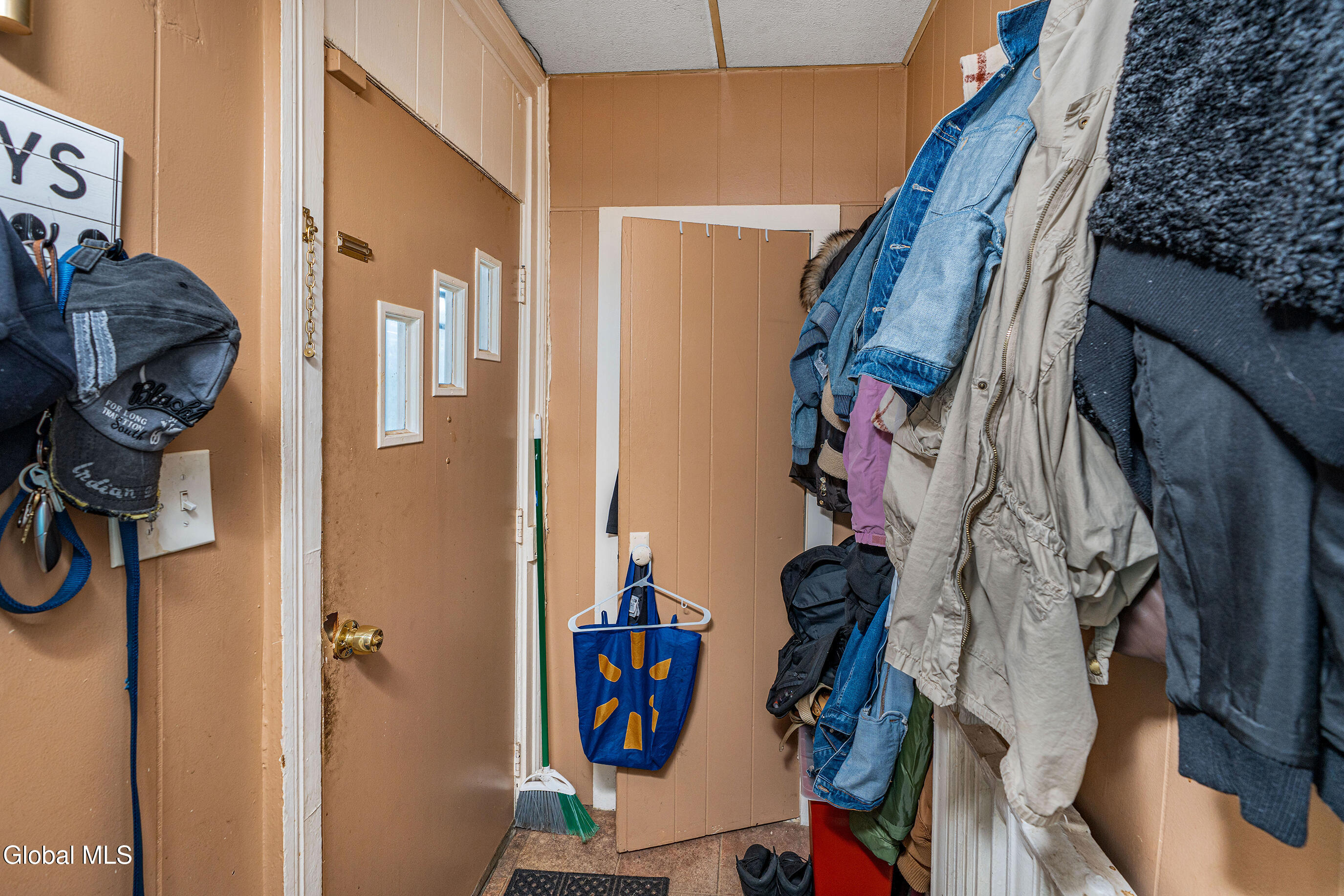 1021 3rd Street Rensselaer, NY 12144 - Photo 10 of 32 010-1021-3rd-St