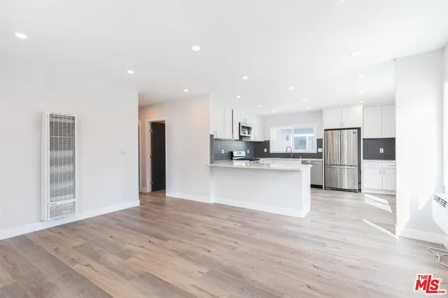 $5,500 | 3872 Bentley Avenue, Culver City, CA 90232