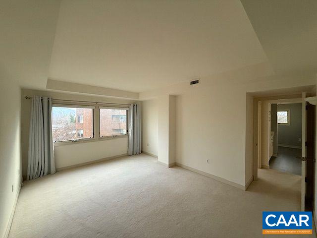 250 West Main Street, Unit 402 Charlottesville, VA 22902 - Photo 12 of 28