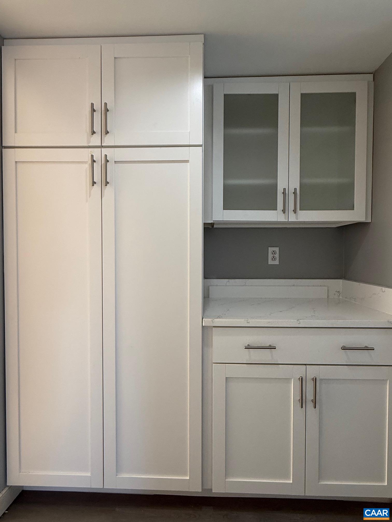 250 West Main Street, Unit 402 Charlottesville, VA 22902 - Photo 7 of 28