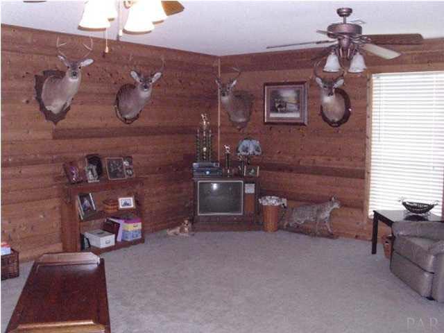 4538 Watermill Road Jay, FL 32565 - Photo 5 of 12 man room!