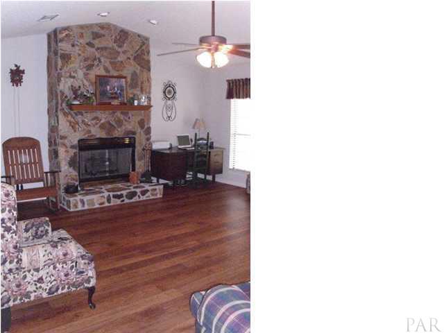 4538 Watermill Road Jay, FL 32565 - Photo 6 of 12 great room