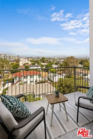 $4,595 | 2600 South Sepulveda Boulevard, Unit 106, Los Angeles, CA 90064