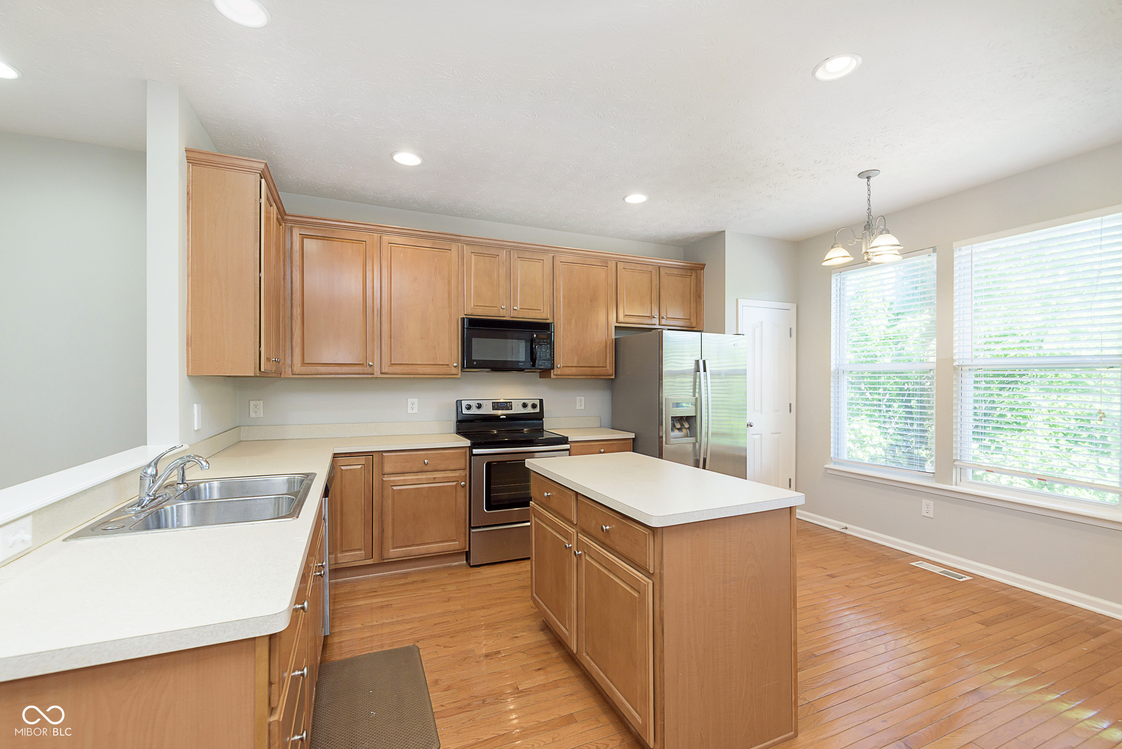 8333 Clayhurst Drive Indianapolis, IN 46278 - Photo 14 of 31