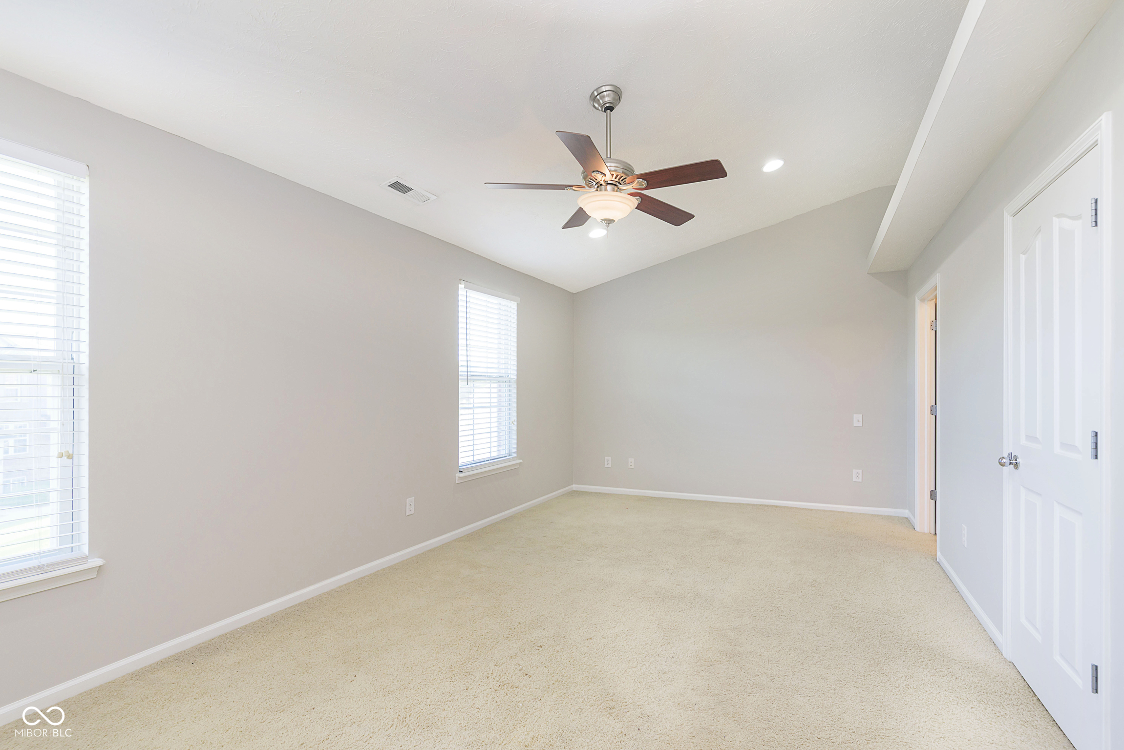 8333 Clayhurst Drive Indianapolis, IN 46278 - Photo 21 of 31