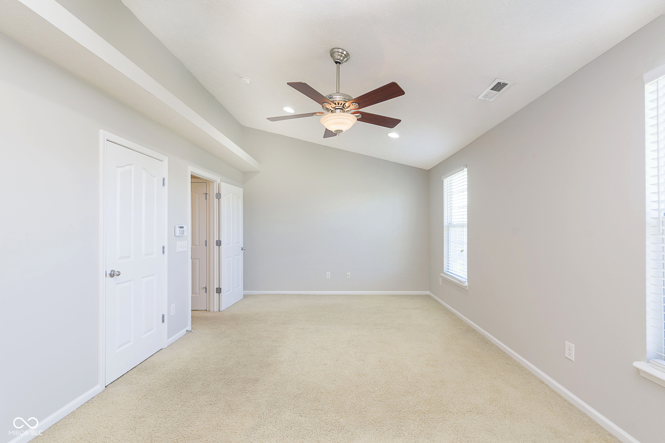 8333 Clayhurst Drive Indianapolis, IN 46278 - Photo 22 of 31