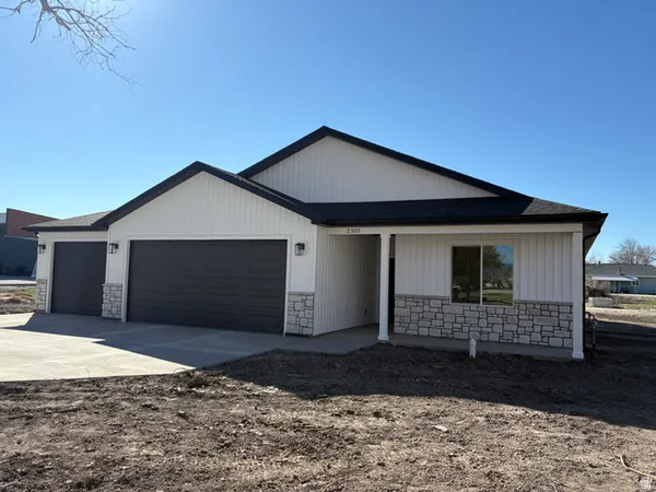 $469,950 | 2305 North 3900 West, Corinne, UT 84307