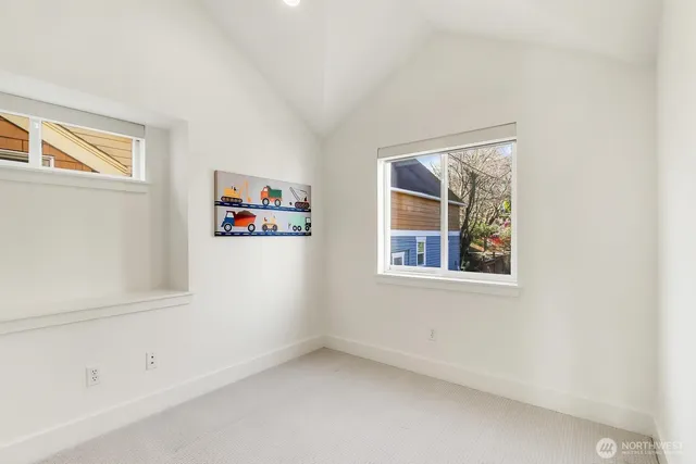 $4,000 | 1828 25th Avenue, Unit A, Seattle, WA 98122