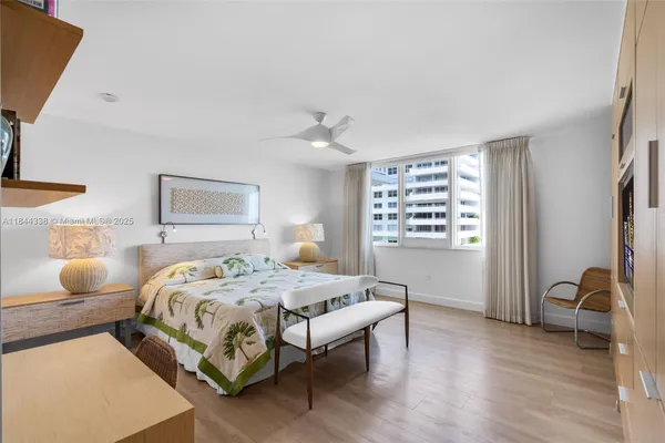 $990,000 | 200 Ocean Ln Drive, Unit 503, Key Biscayne, FL 33149
