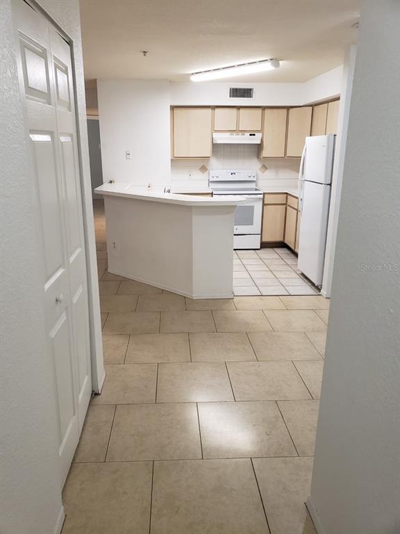 829 Camargo Way, Unit 112 Altamonte Springs, FL 32714 - Photo 2 of 21