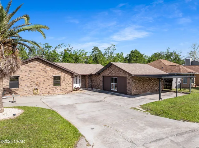 $375,000 | 2745 Ravenwood Court, Lynn Haven, FL 32444