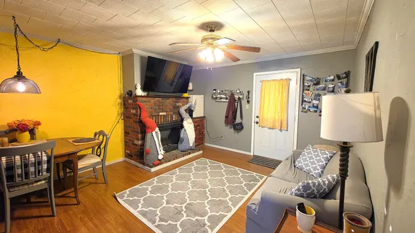 $144,900 | 918 North Farnham Street, Galesburg, IL 61401