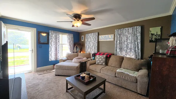 $144,900 | 918 North Farnham Street, Galesburg, IL 61401