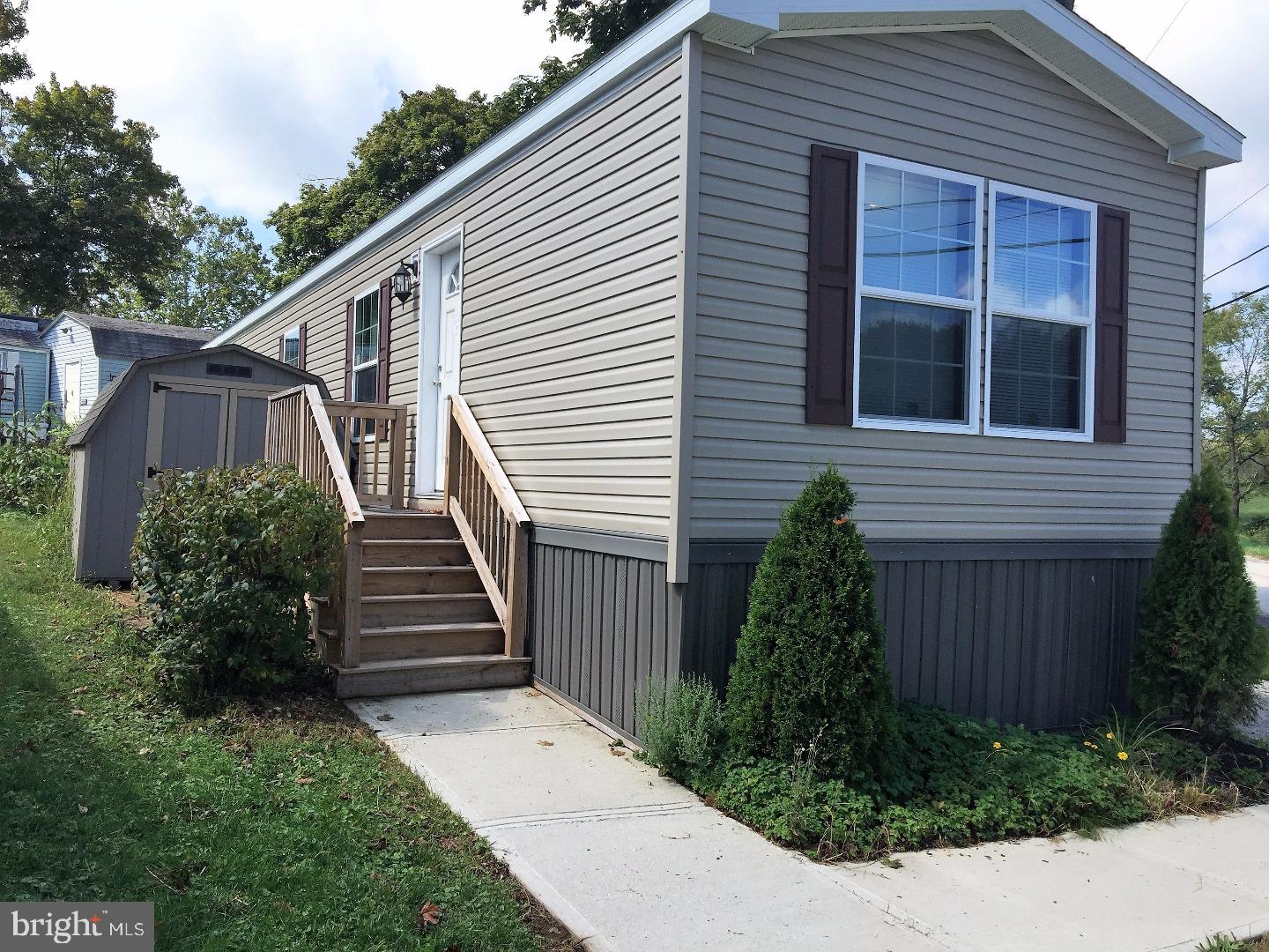 842 Latshaw Road Spring City, PA 19475 - Photo 1 of 13 Gallery Image 1
