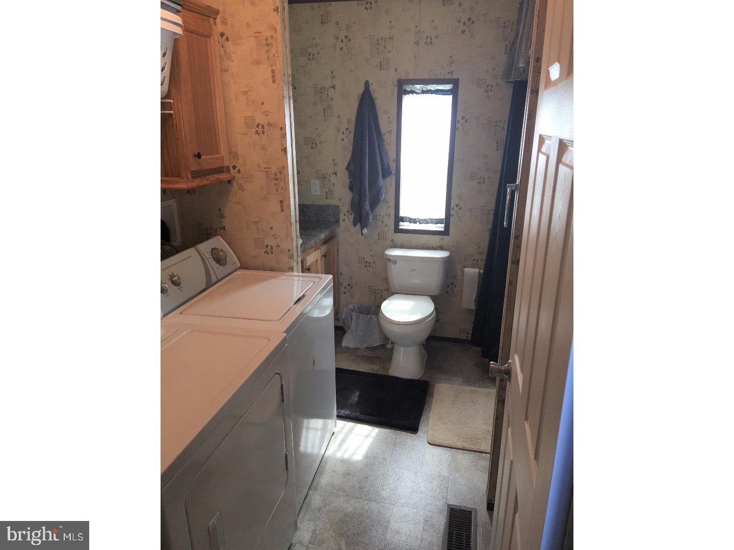 842 Latshaw Road Spring City, PA 19475 - Photo 2 of 13 Gallery Image 2