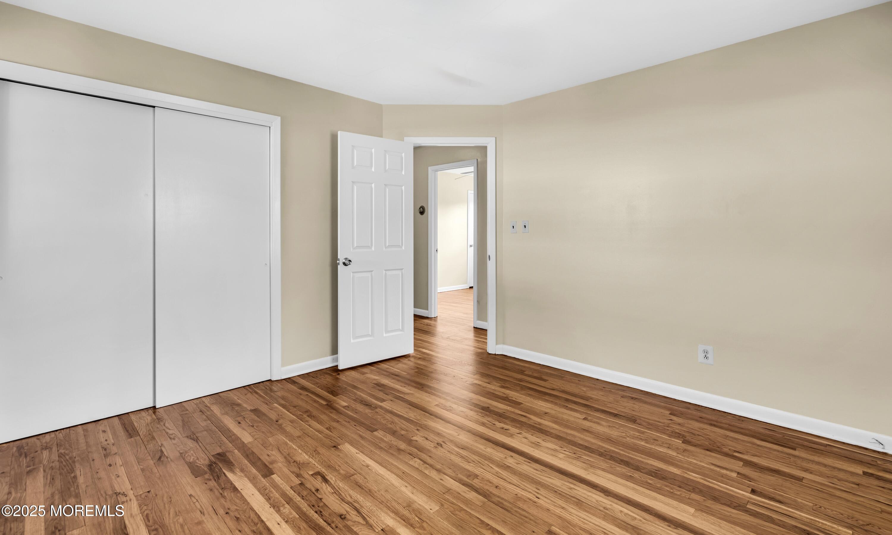 531 Oak Terrace Point Pleasant, NJ 08742 - Photo 12 of 25 IMG_2305