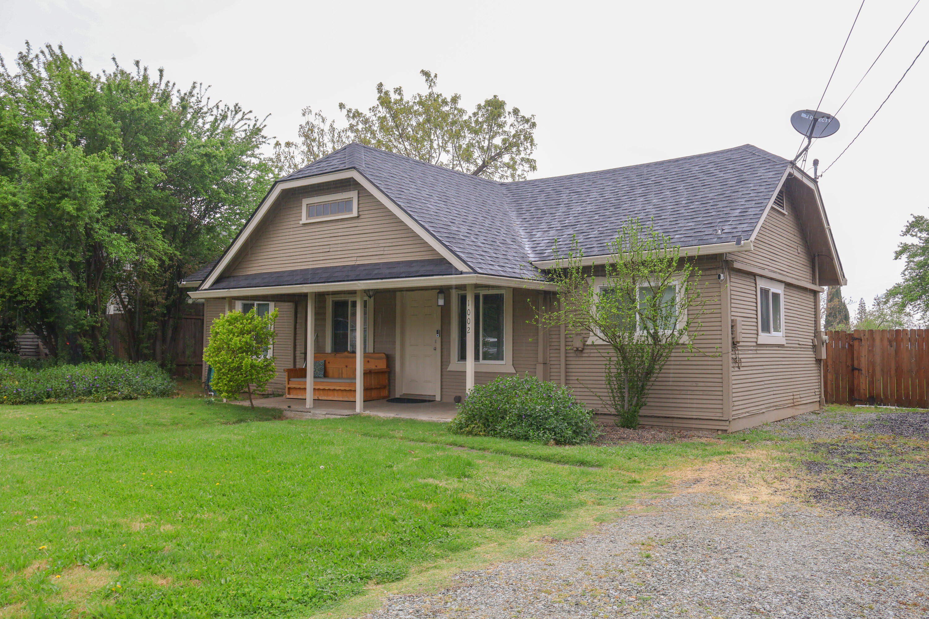 1002 Sunset Avenue Medford, OR 97501 - Photo 15 of 17