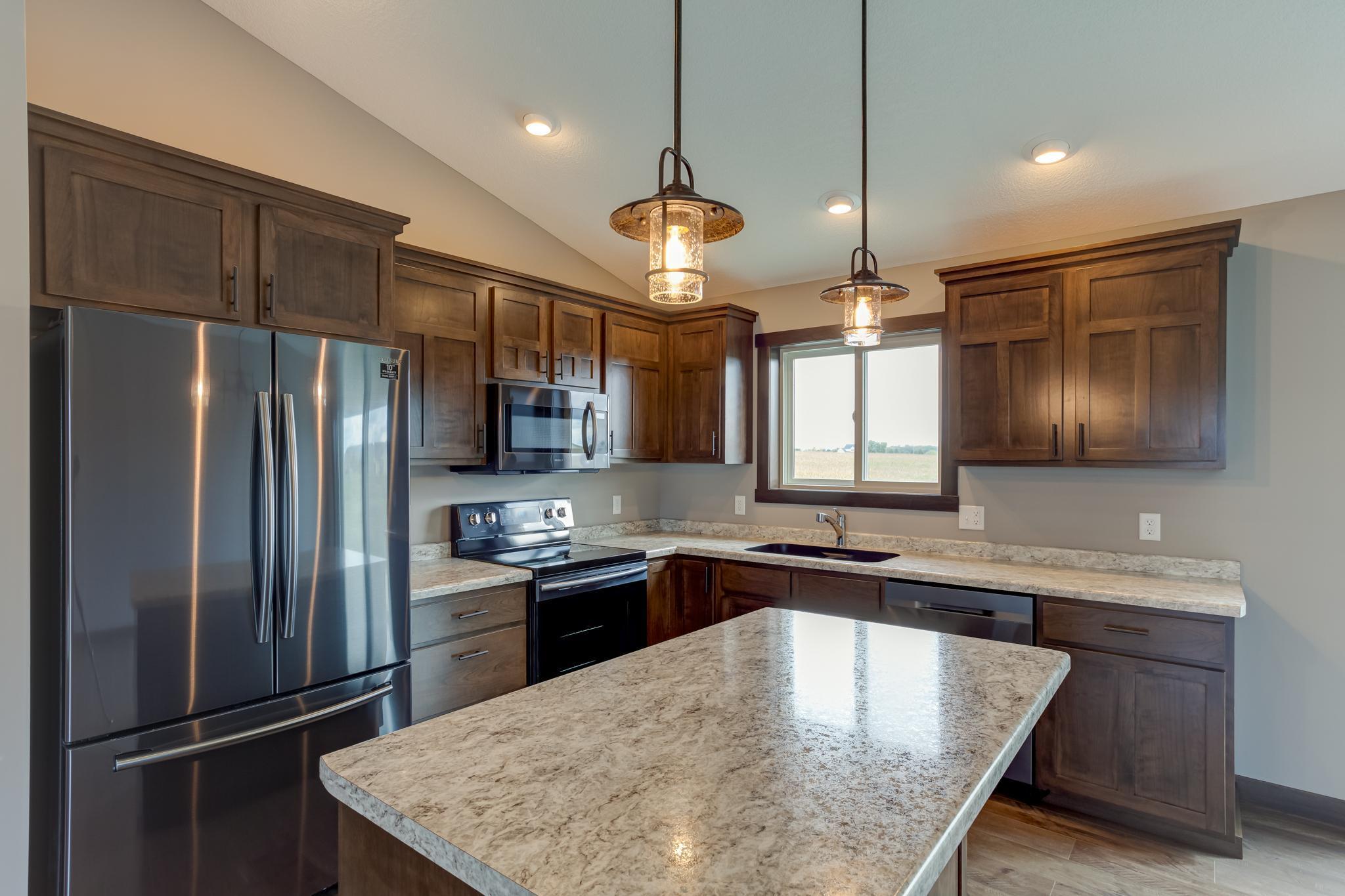 250 Pintail Street Baldwin, WI 54002 - Photo 2 of 20 Gallery Image 2