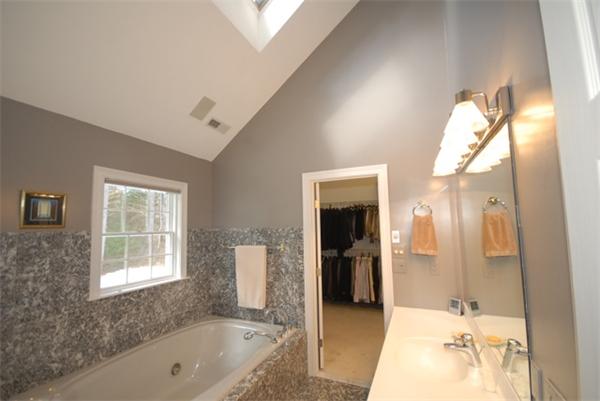 9 Regis Road Andover, MA 01810 - Photo 20 of 26