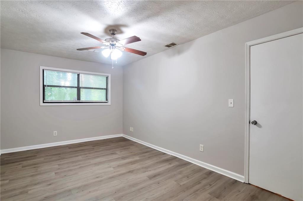 5577 Whittondale Road Lithonia, GA 30058 - Photo 11 of 24