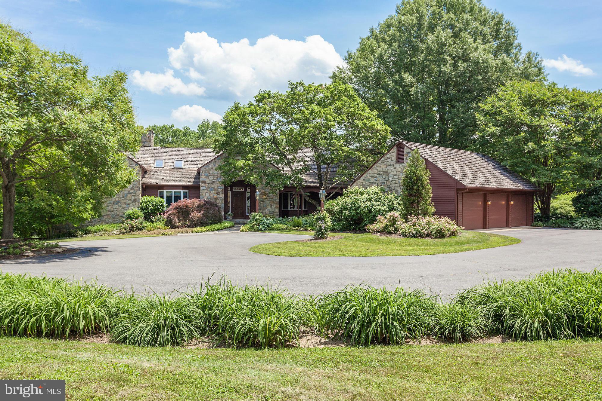 488 River Bend Road Great Falls, VA 22066 - Photo 2 of 29 Exterior (Front)