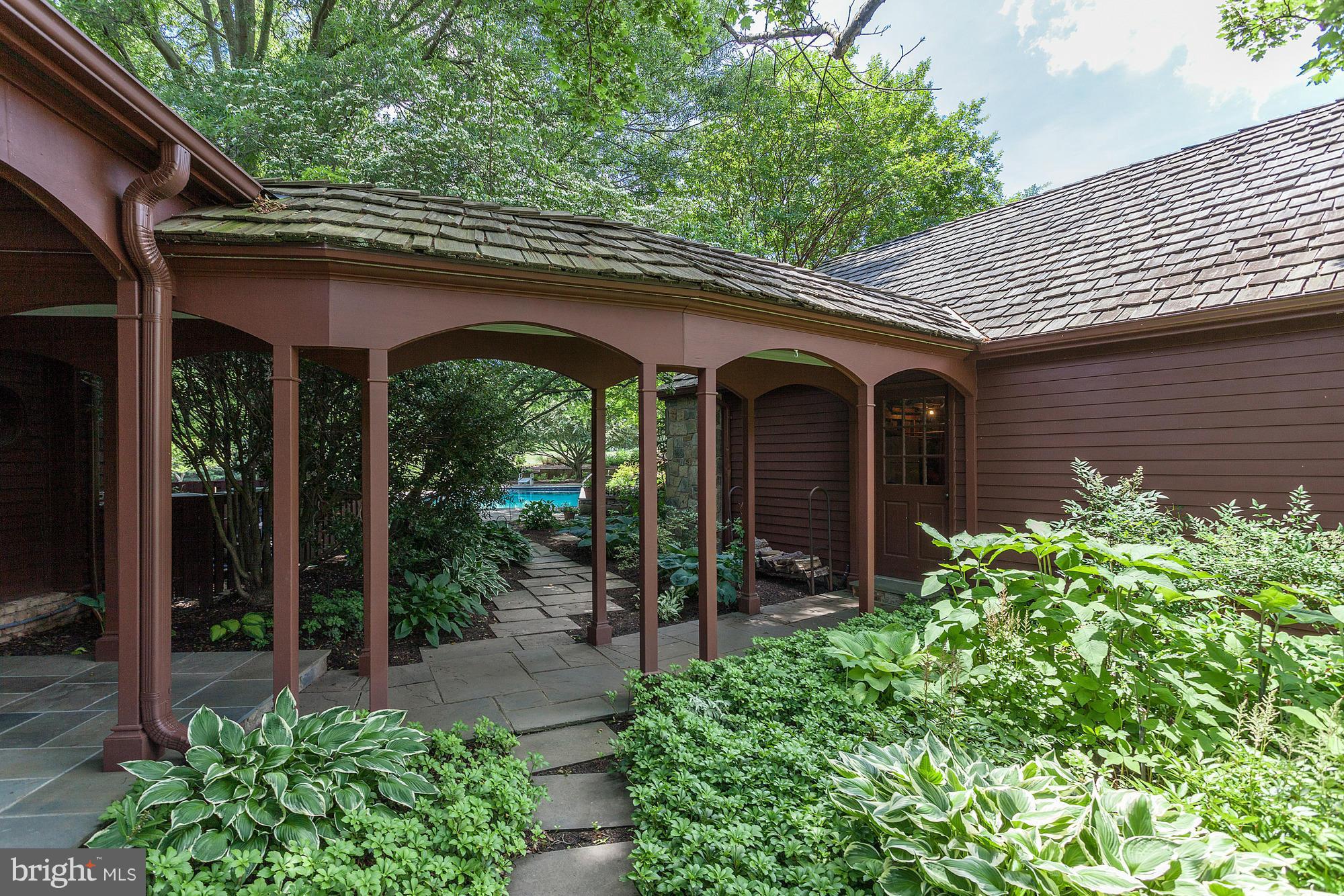 488 River Bend Road Great Falls, VA 22066 - Photo 20 of 29 Exterior (General)