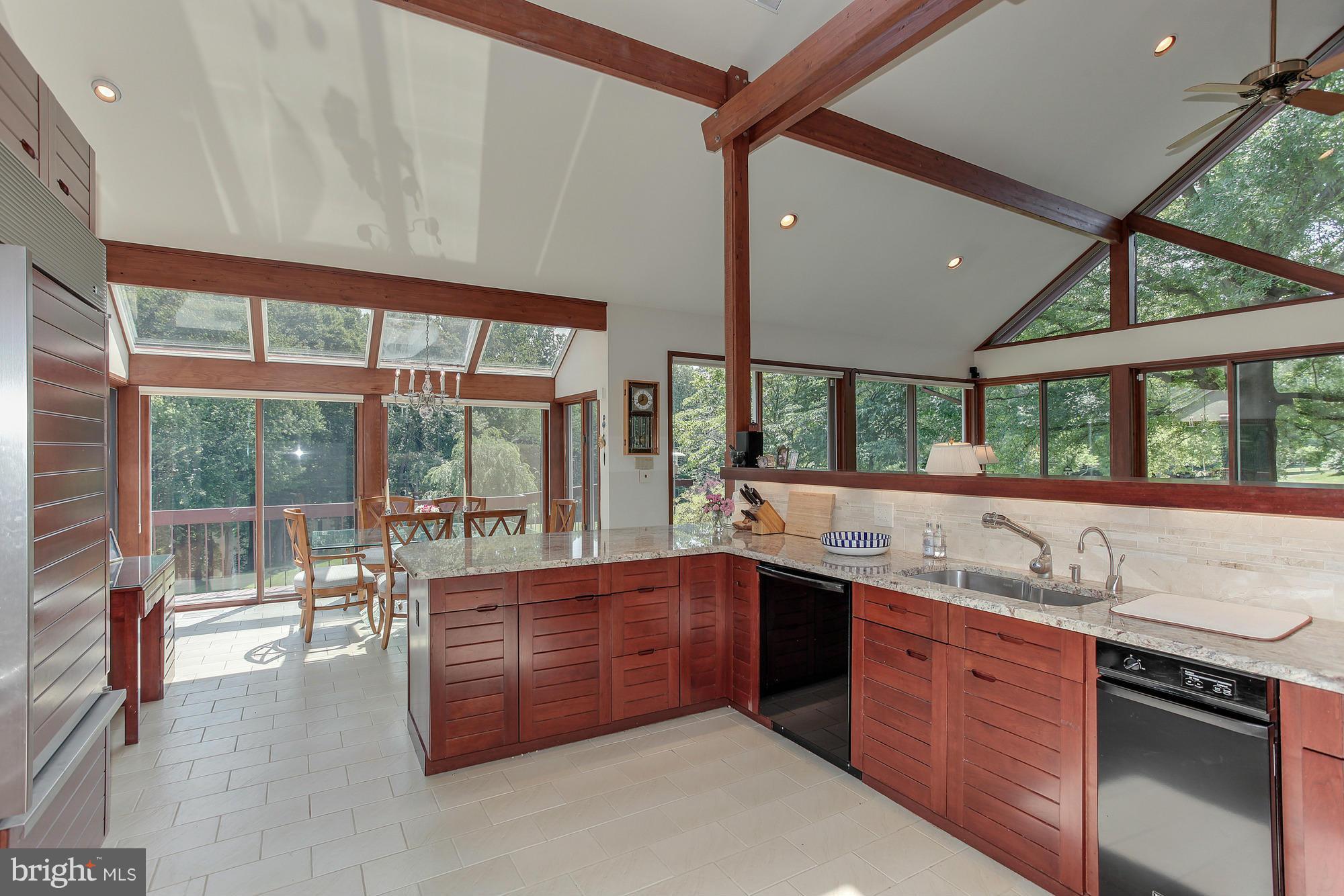 488 River Bend Road Great Falls, VA 22066 - Photo 9 of 29 Kitchen