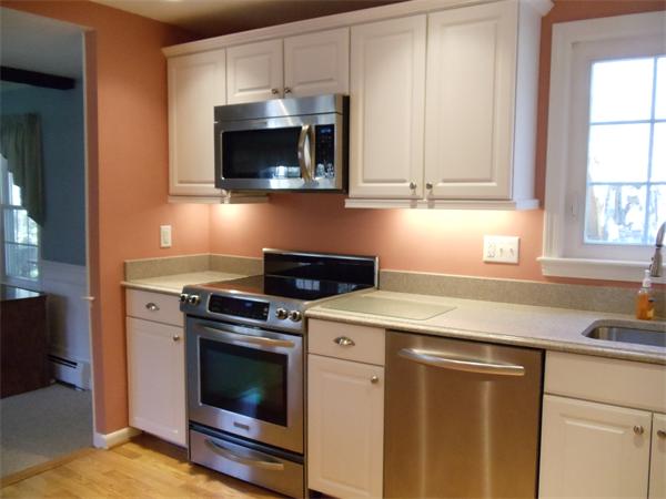 65 Vernon Road Scituate, MA 02066 - Photo 3 of 9 Gallery Image 3