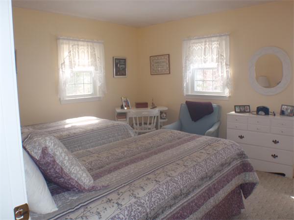 65 Vernon Road Scituate, MA 02066 - Photo 5 of 9 Gallery Image 5