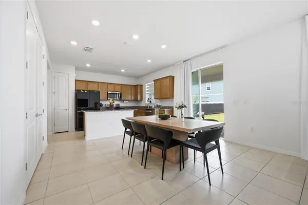 $675,000 | 6711 Willow View Avenue, Orlando, FL 32829