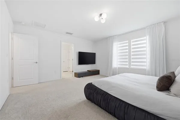 $675,000 | 6711 Willow View Avenue, Orlando, FL 32829