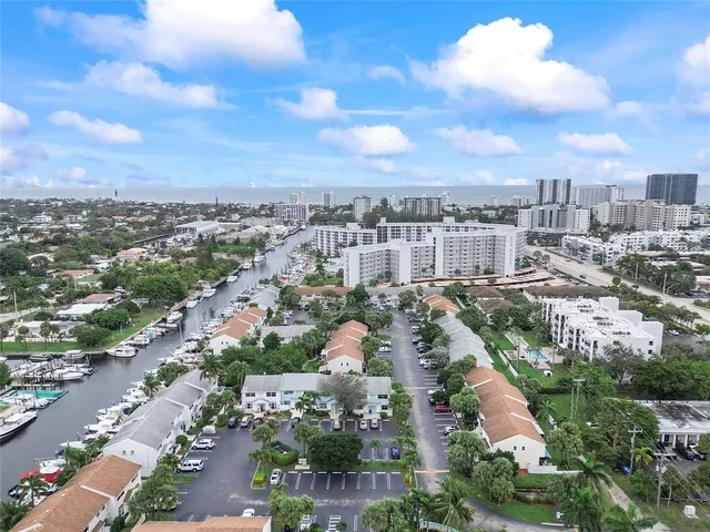 $408,000 | 2623 Northeast 15th Street, Unit 2623, Pompano Beach, FL 33062